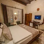Ξενοδοχείο Osmanbey Cave House 3*