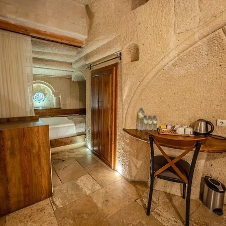 Osmanbey Cave House Hotell 3*