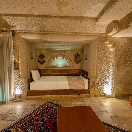 Osmanbey Cave House 3* Göreme