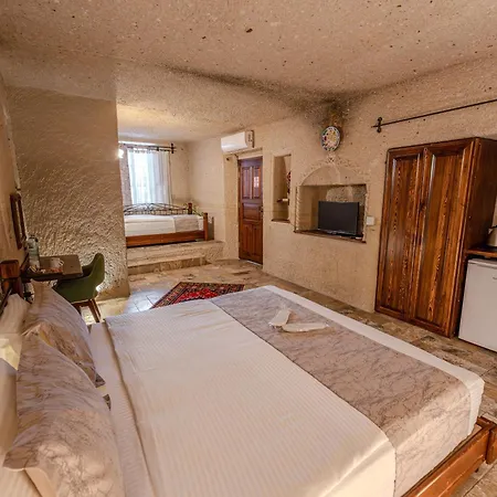 Osmanbey Cave House 3* Göreme