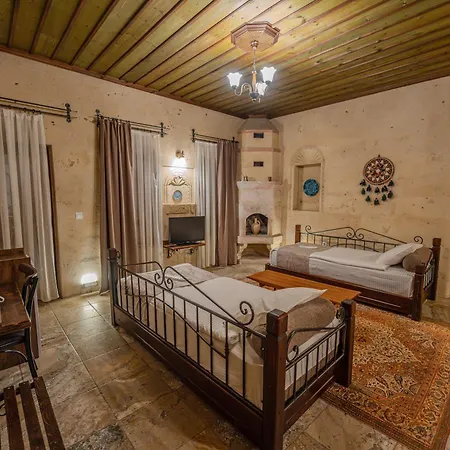 Osmanbey Cave House מלון 3*