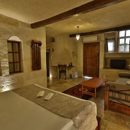 Osmanbey Cave House Hotel 3*