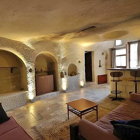 Osmanbey Cave House 3* Göreme
