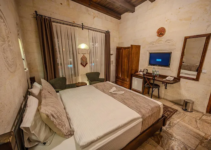 מלון Osmanbey Cave House 3*