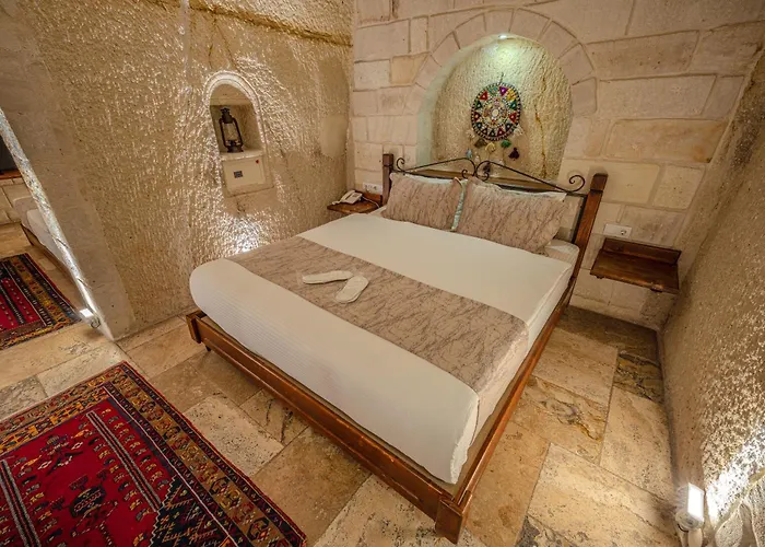 מלון Osmanbey Cave House