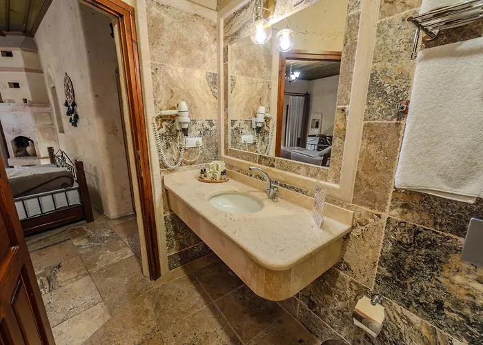 Osmanbey Cave House 3*