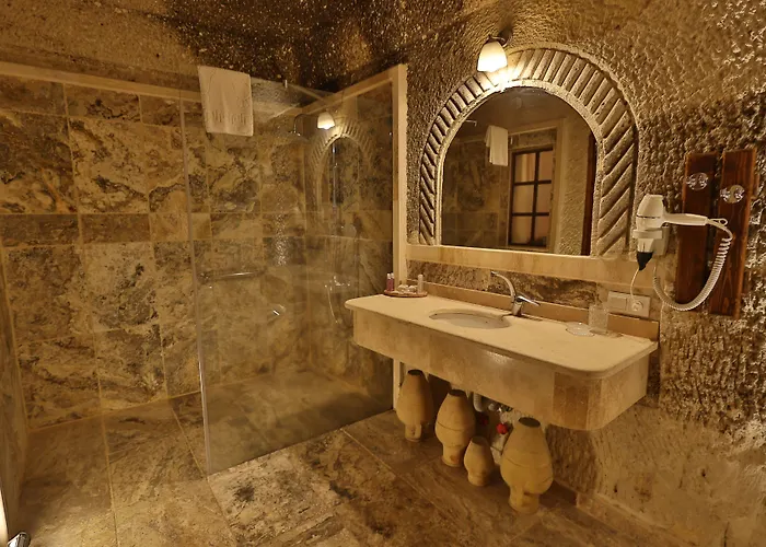 מלון Osmanbey Cave House גורמה