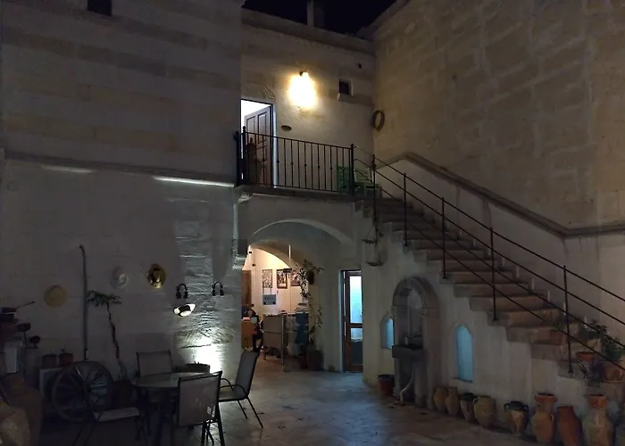 מלון Osmanbey Cave House גורמה