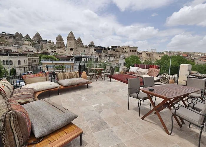 Osmanbey Cave House מלון